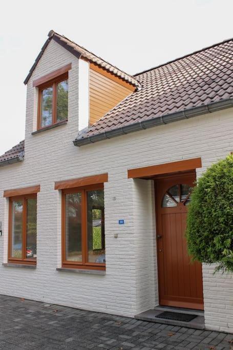 Le Louis Vakantiehuis Lanaken Buitenkant foto