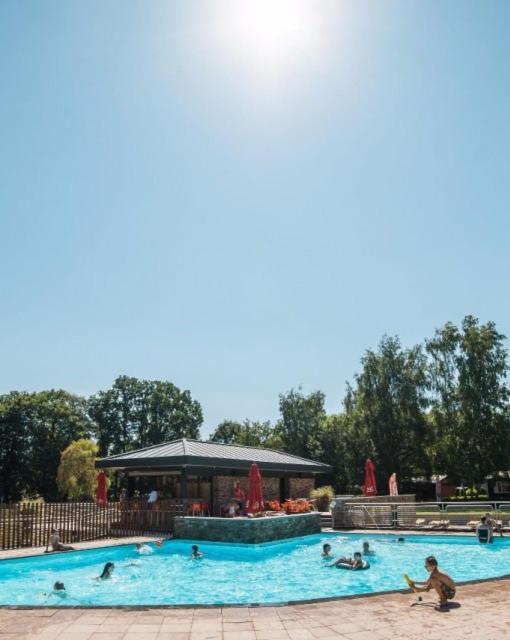 Le Louis Vakantiehuis Lanaken Buitenkant foto